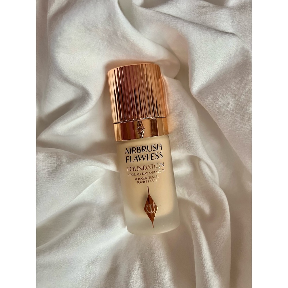 Charlotte Tilbury Airbrush Flawless Longwear Foundation in 1N
